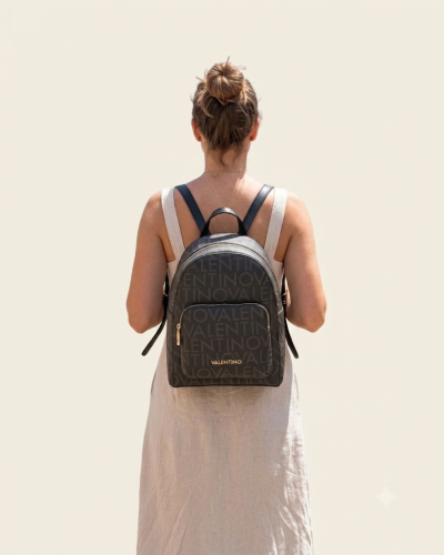 Mochila Valentino | Diseño con Monograma y Estilo Elegante